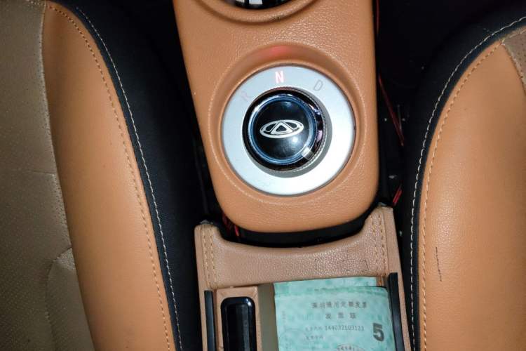 Used Chery QQ Little Ant 2018 400 4-Seater Smart Edition Gear Lever