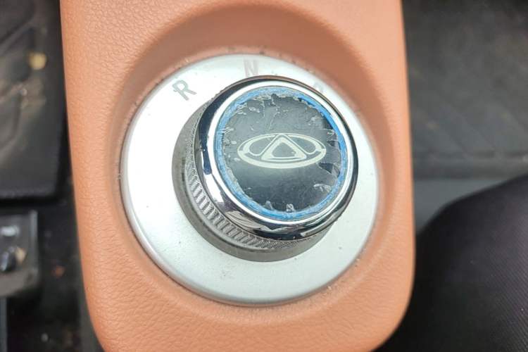 Used Chery QQ Little Ant 2018 300 4-Seater Smart Edition Gear Lever