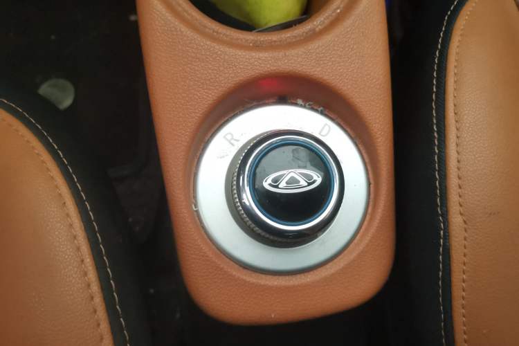 Used Chery QQ Little Ant 2018 400 4-Seater Smart Edition Gear Lever