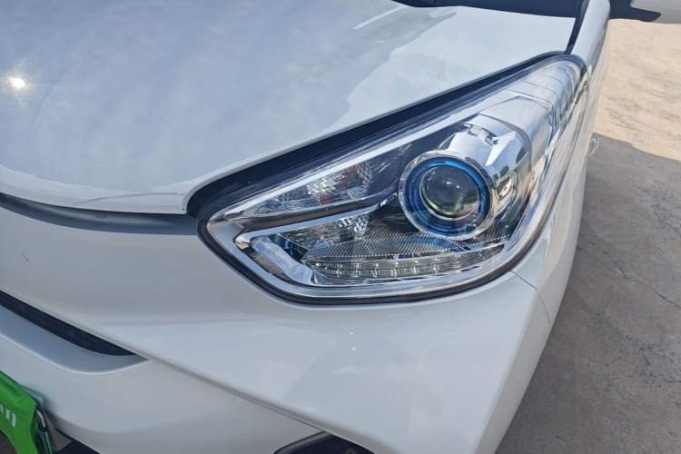 Used Chery QQ Little Ant 2018 400 4-Seater Smart Luxury Edition Left Front Headlight