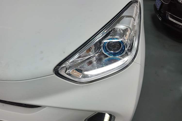 Used Chery QQ Little Ant 2018 400 4-Seater Smart Luxury Edition Left Front Headlight