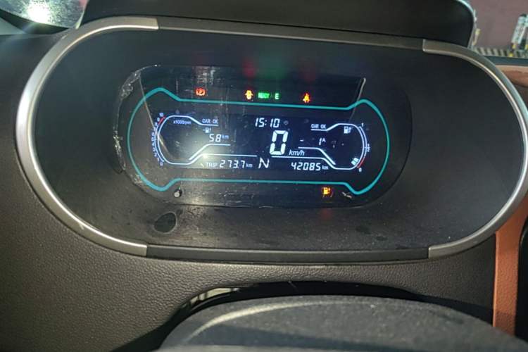 Used Chery QQ Little Ant 2018 400 4-Seater Smart Edition Odometer Close Up