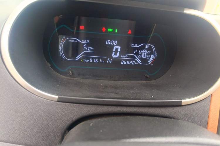 Used Chery QQ Little Ant 2018 400 4-Seater Smart Edition Odometer Close Up