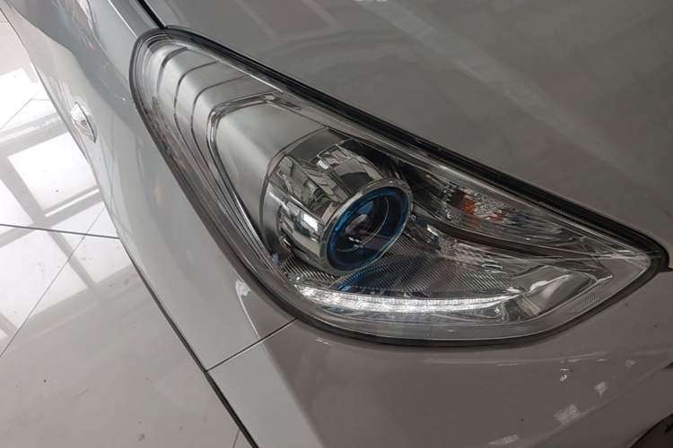 Used Chery QQ Little Ant 2018 400 4-Seater Smart Edition Right Front Headlight