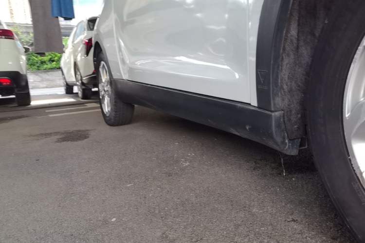 Used Chery QQ Little Ant 2018 400 4-Seater Smart Edition Right Side Sill