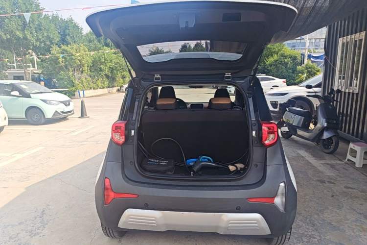 Used Chery QQ Little Ant 2018 400 4-Seater Smart Luxury Edition Trunk