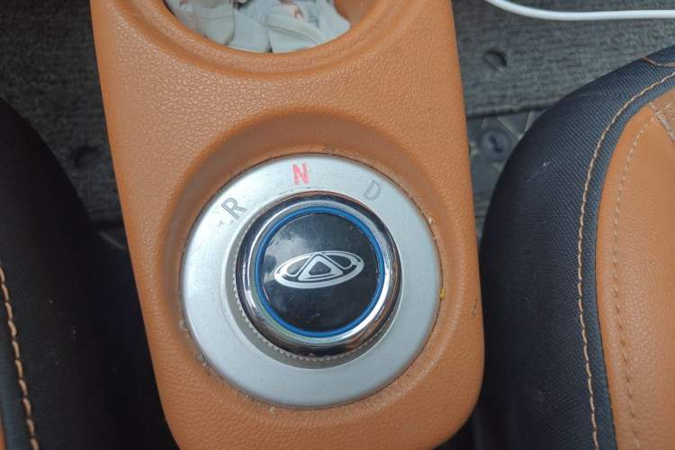 Used Chery QQ Little Ant 2018 400 4-Seater Smart Edition Gear Lever