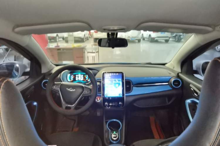 Used Chery QQ Little Ant 2019 4-Seater Smart Edition 35 kWh Center Console