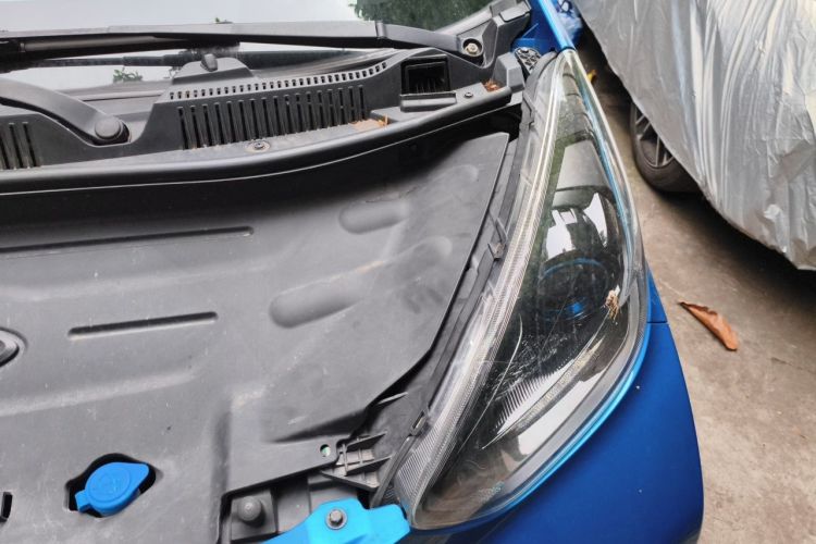 Used Chery QQ Little Ant 2019 4-Seater Smart Luxe Version 30.6 kWh Engine Bay Left