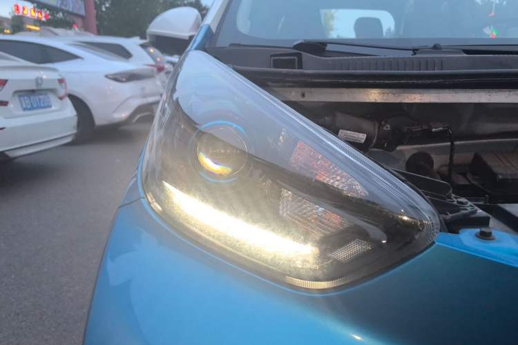 Used Chery QQ Little Ant 2019 4-Seater Smart Edition 35 kWh Exterior 3