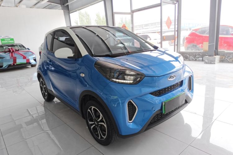 Used Chery QQ Little Ant 2019 4-Seater Smart Edition 30.6 kWh Front Right 45 Deg