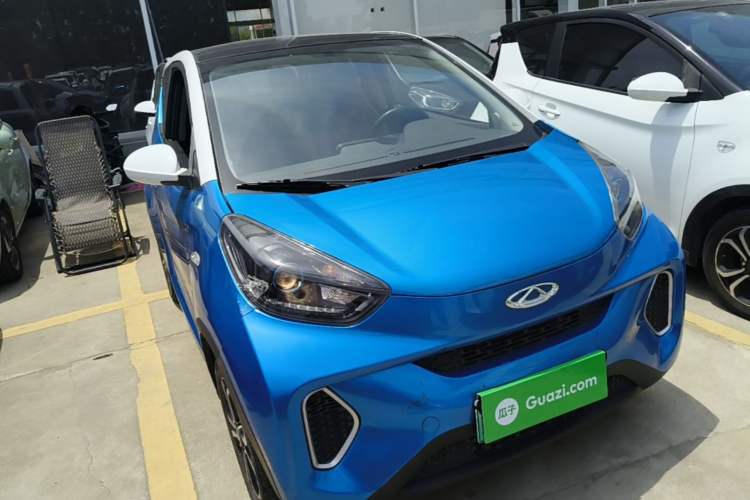 Used Chery QQ Little Ant 2019 4-Seater Smart Edition 30.6 kWh Front Right 45 Deg