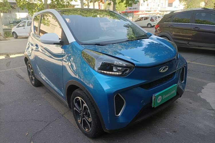 Used Chery QQ Little Ant 2019 4-Seater Smart Edition 30.6 kWh Front Right 45 Deg
