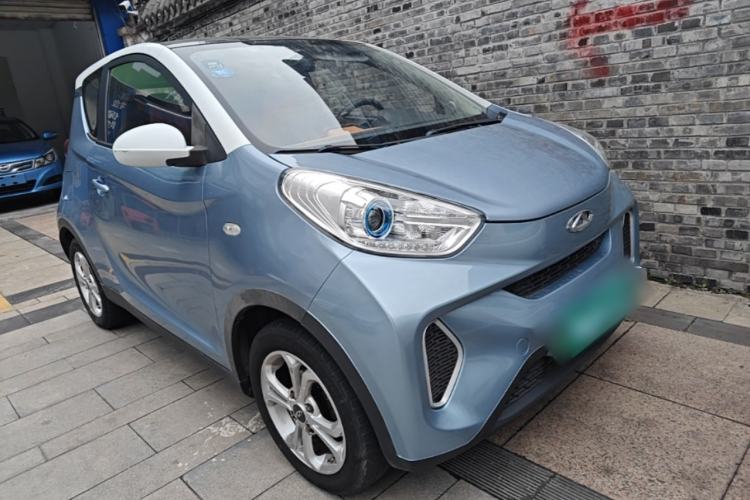Used Chery QQ Little Ant 2019 4-Seater Smart Edition 35 kWh Front Right 45 Deg