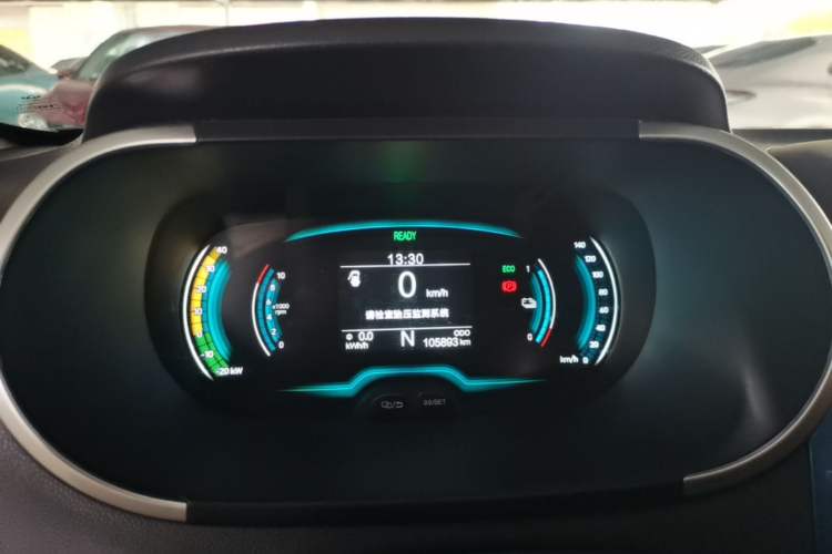 Used Chery QQ Little Ant 2019 4-Seater Smart Edition 30.6 kWh Instrument Cluster