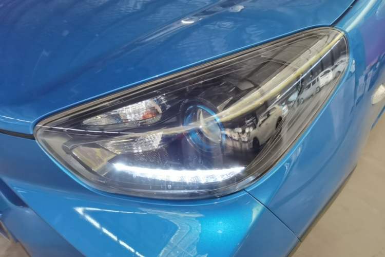 Used Chery QQ Little Ant 2019 4-Seater Smart Edition 35 kWh Left Front Headlight