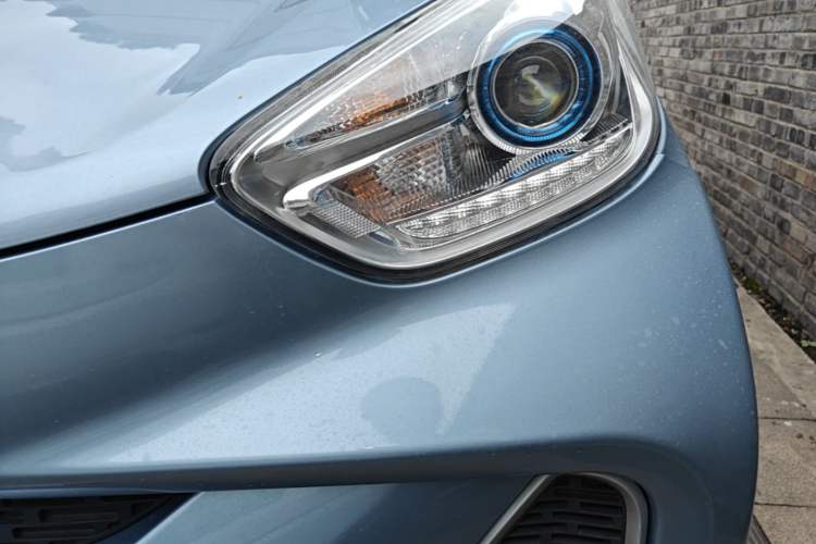 Used Chery QQ Little Ant 2019 4-Seater Smart Edition 35 kWh Left Front Headlight