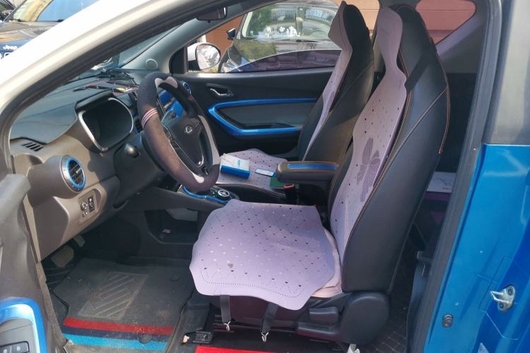 Used Chery QQ Little Ant 2019 4-Seater Smart Edition 35 kWh Left Front Seat