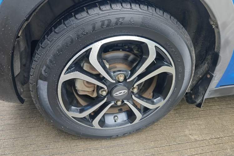 Used Chery QQ Little Ant 2019 4-Seater Smart Edition 30.6 kWh Left Front Wheel Hub