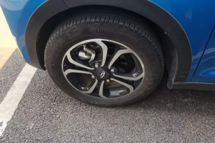 Used Chery QQ Little Ant 2019 4-Seater Smart Edition 35 kWh Left Front Wheel Hub