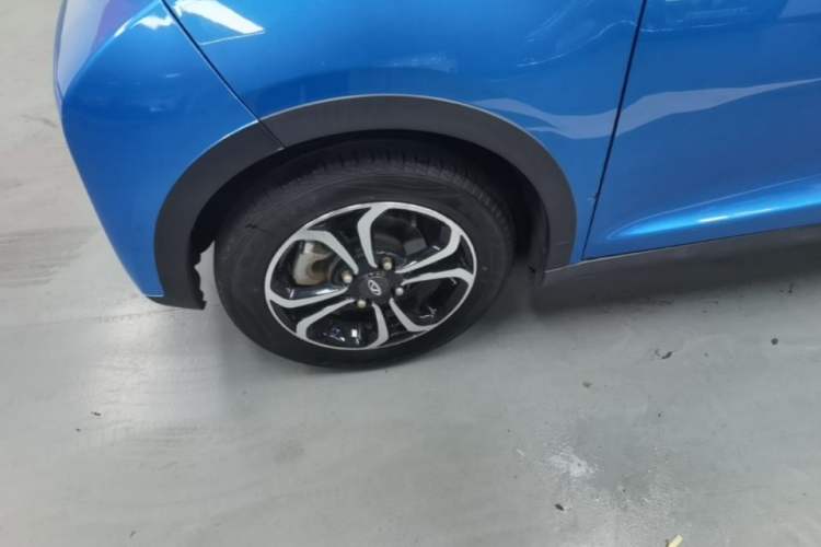 Used Chery QQ Little Ant 2019 4-Seater Smart Edition 30.6 kWh Left Front Wheel Hub