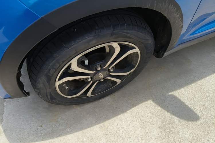 Used Chery QQ Little Ant 2019 4-Seater Smart Edition 30.6 kWh Left Front Wheel Hub