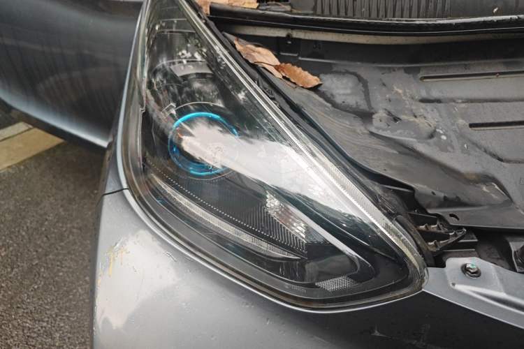 Used Chery QQ Little Ant 2019 4-Seater Smart Luxe Version 30.6 kWh Right Front Headlight