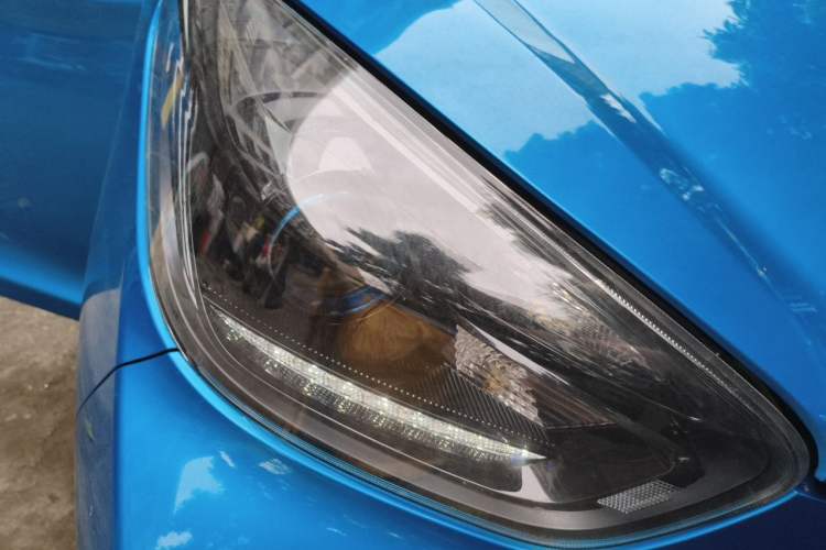 Used Chery QQ Little Ant 2019 4-Seater Smart Luxe Version 30.6 kWh Right Front Headlight