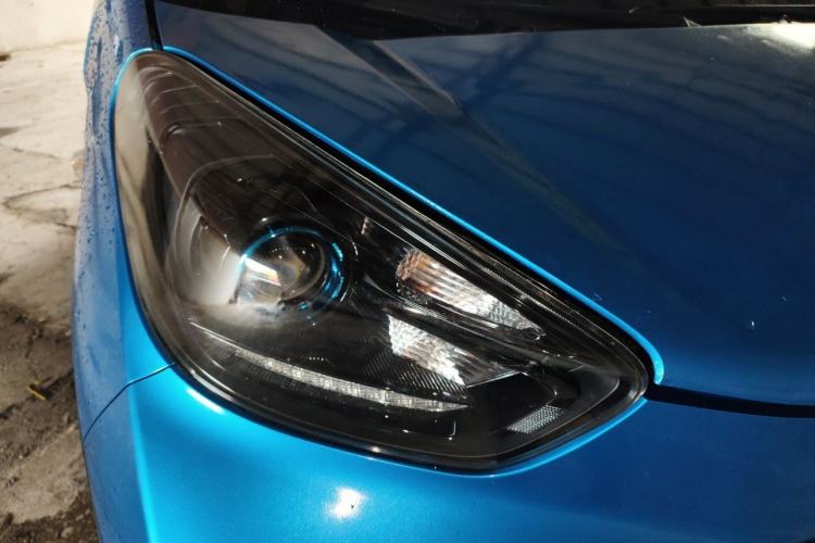 Used Chery QQ Little Ant 2019 4-Seater Smart Edition 35 kWh Right Front Headlight
