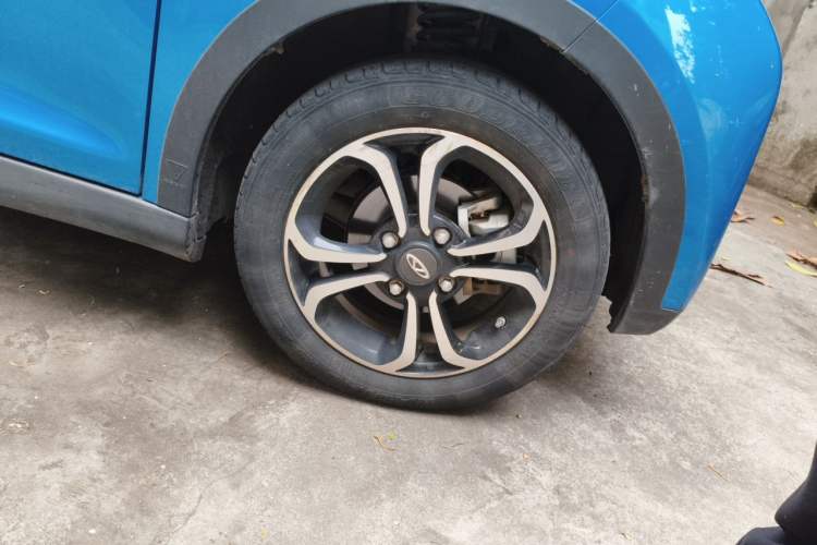 Used Chery QQ Little Ant 2019 4-Seater Smart Luxe Version 30.6 kWh Right Front Wheel Hub