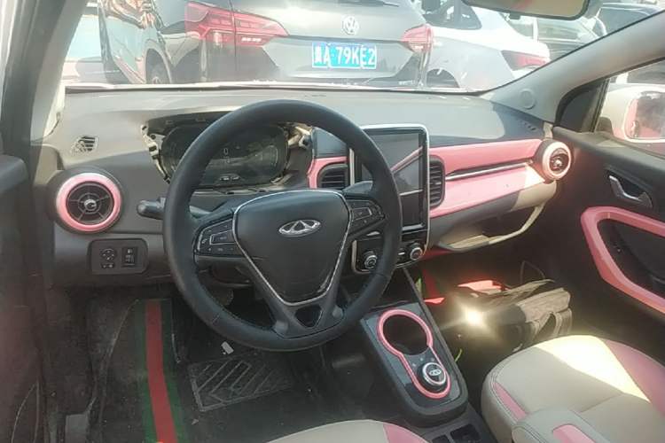 Used Chery QQ Little Ant 2019 4-Seater Smart Edition 30.6 kWh Center Console