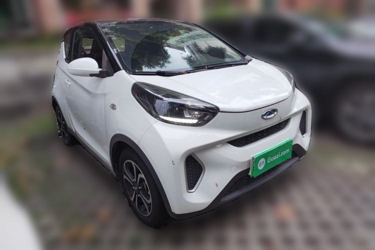 Used Chery QQ Little Ant 2019 4-Seater Smart Edition 30.6 kWh Front Right 45 Deg