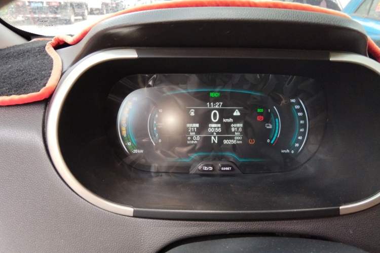 Used Chery QQ Little Ant 2019 4-Seater Smart Edition 30.6 kWh Instrument Cluster