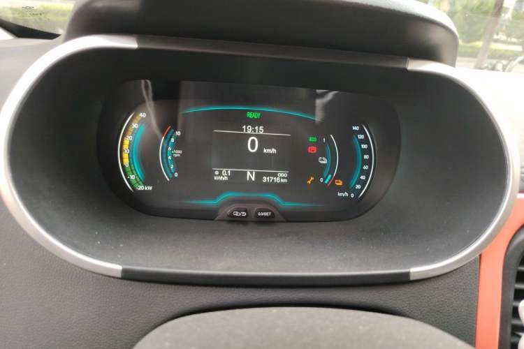 Used Chery QQ Little Ant 2019 4-Seater Smart Edition 30.6 kWh Odometer Close Up