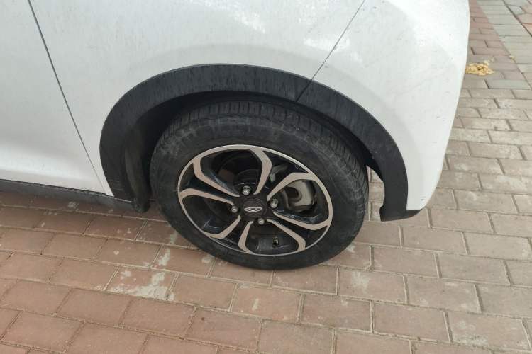 Used Chery QQ Little Ant 2019 4-Seater Smart Edition 35 kWh Right Front Wheel Hub