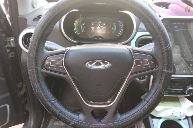 Used Chery QQ Little Ant 2019 4-Seater Smart Luxe Version 30.6 kWh Steering Wheel