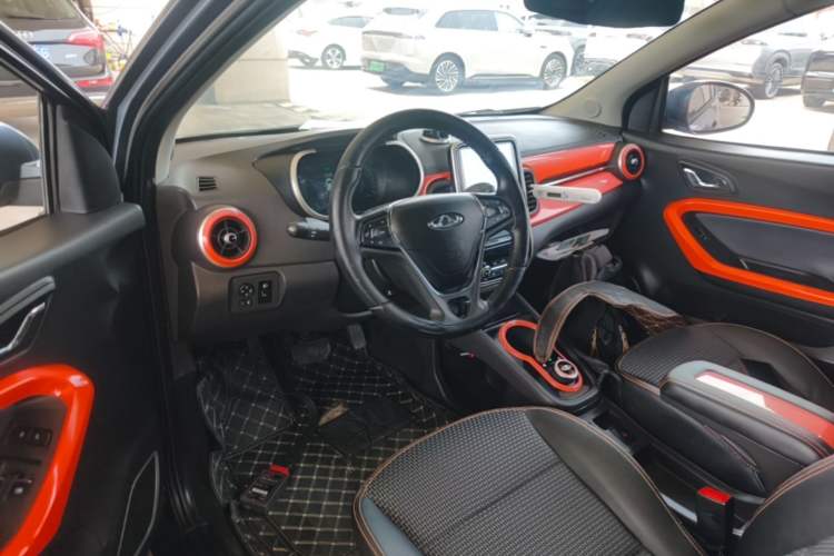 Used Chery QQ Little Ant 2019 4-Seater Smart Edition 35 kWh Center Console