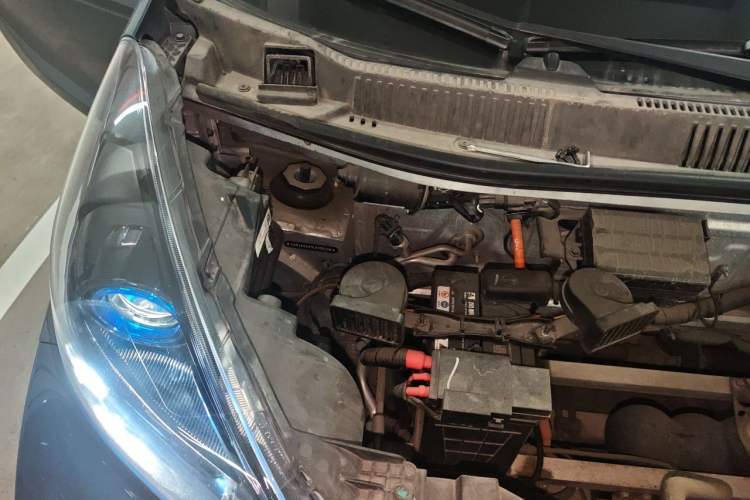 Used Chery QQ Little Ant 2019 4-Seater Smart Luxe Version 30.6 kWh Engine Bay Right