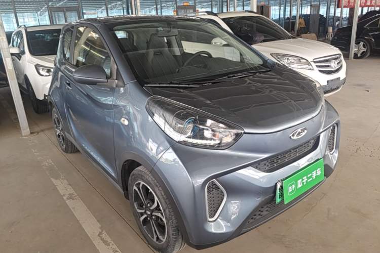 Used Chery QQ Little Ant 2019 4-Seater Smart Edition 35 kWh Front Right 45 Deg