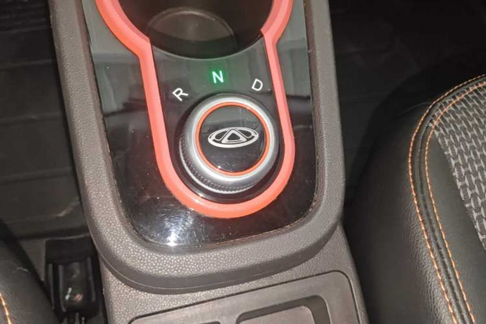 Used Chery QQ Little Ant 2019 4-Seater Smart Edition 35 kWh Gear Lever
