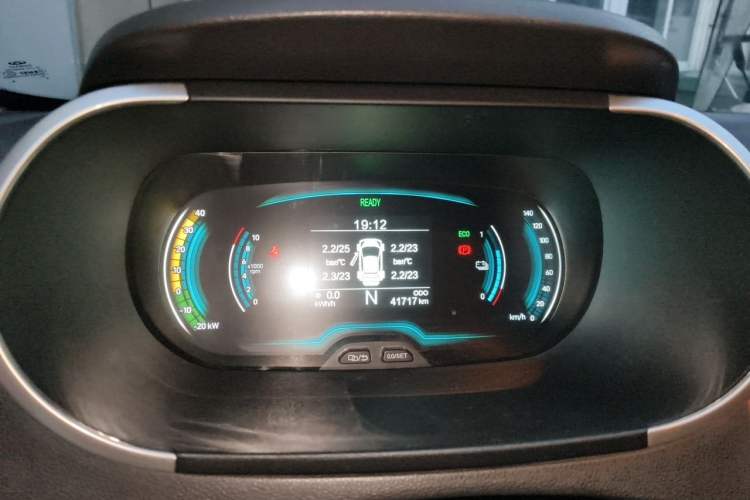 Used Chery QQ Little Ant 2019 4-Seater Smart Edition 35 kWh Instrument Cluster
