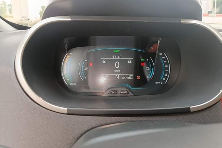 Used Chery QQ Little Ant 2019 4-Seater Smart Edition 35 kWh Instrument Cluster