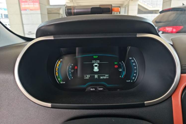 Used Chery QQ Little Ant 2019 4-Seater Smart Edition 35 kWh Instrument Cluster