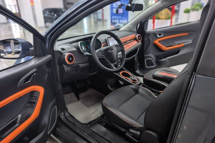 Used Chery QQ Little Ant 2019 4-Seater Smart Edition 35 kWh Interior 1