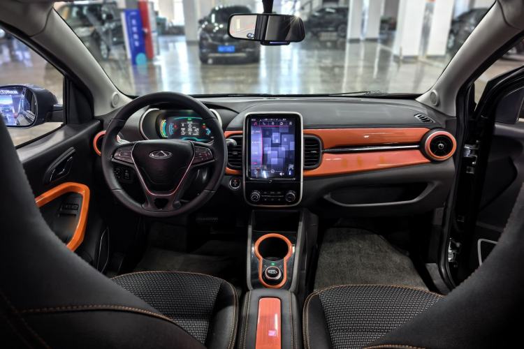 Used Chery QQ Little Ant 2019 4-Seater Smart Edition 35 kWh Interior 2
