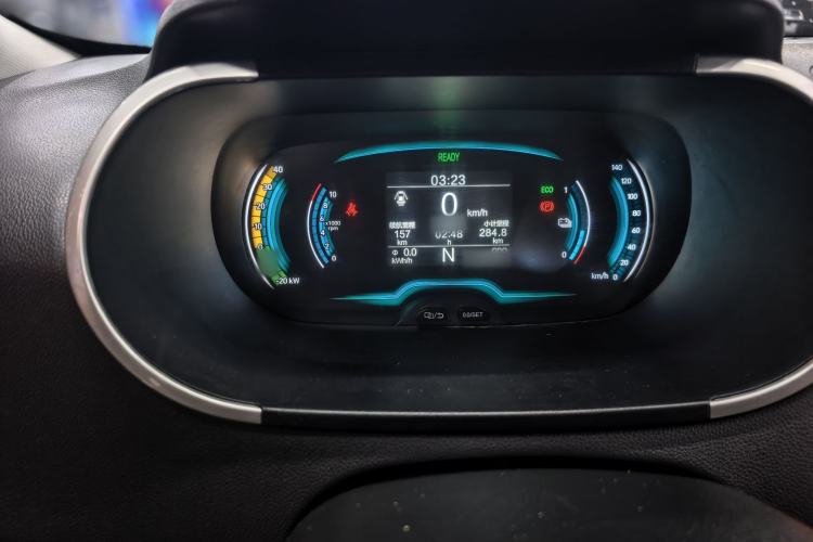 Used Chery QQ Little Ant 2019 4-Seater Smart Edition 35 kWh Interior 3