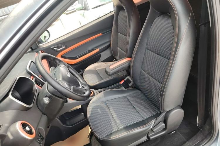 Used Chery QQ Little Ant 2019 4-Seater Smart Edition 35 kWh Left Front Seat
