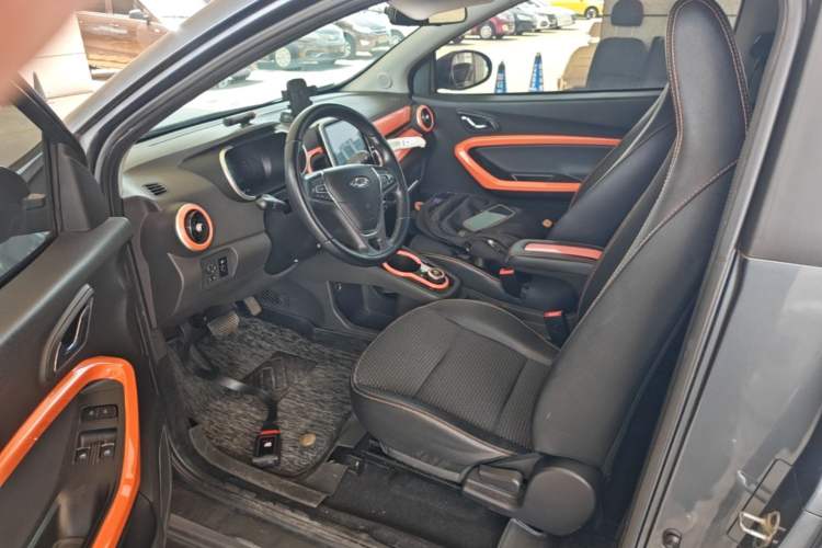 Used Chery QQ Little Ant 2019 4-Seater Smart Edition 35 kWh Left Front Seat