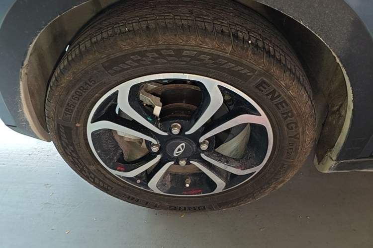 Used Chery QQ Little Ant 2019 4-Seater Smart Edition 35 kWh Left Front Wheel Hub
