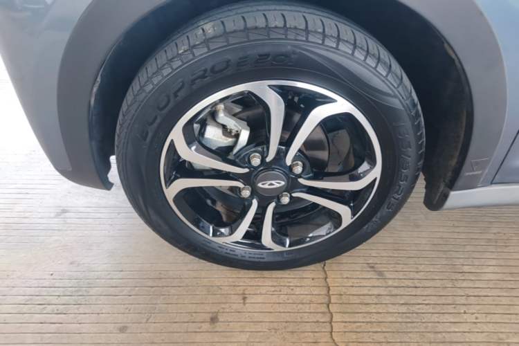Used Chery QQ Little Ant 2019 4-Seater Smart Edition 35 kWh Left Front Wheel Hub